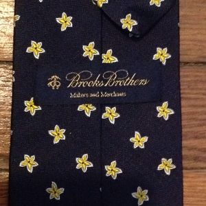 Brooks Brothers navy/yellow premium necktie